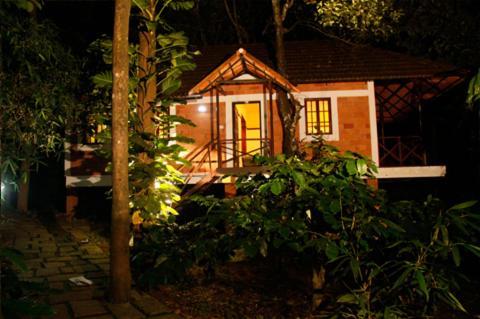 Coffee Acres Plantation Resort 卡尔佩特塔 外观 照片